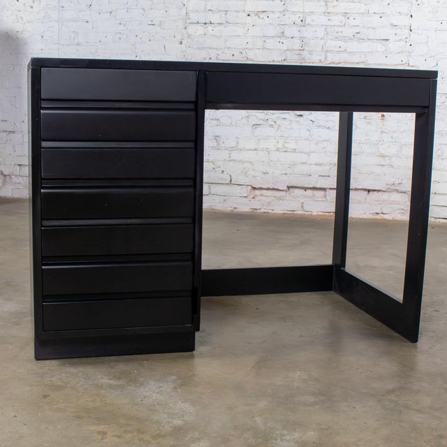 Mid-20th Century MCM Desk by Sligh Furniture Cross Country Line With Black Painted Frame For Sale - Image 9 of 17