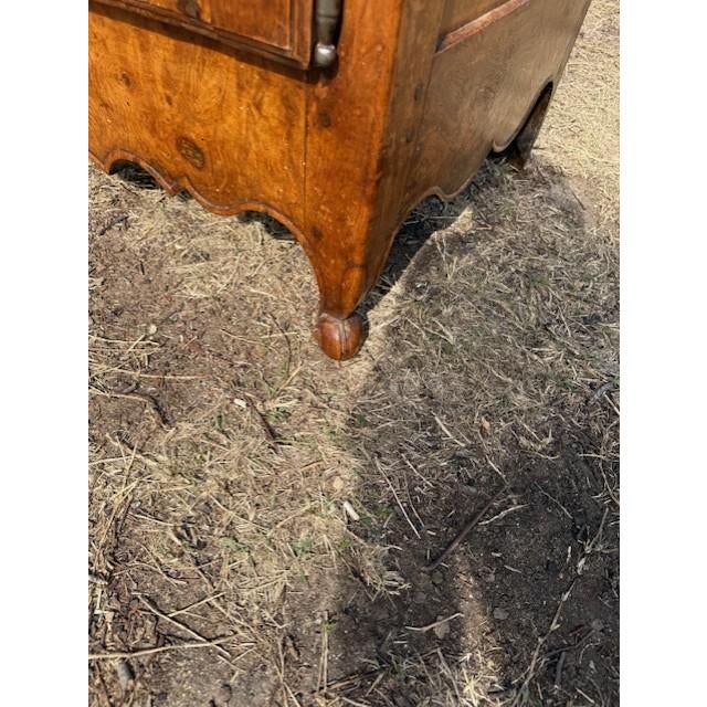 Wood 18th Century French Provinciale Louis XV Solid Burl Walnut Sideboard / Buffet For Sale - Image 7 of 18