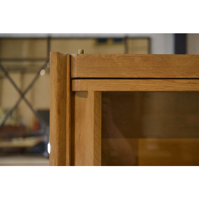 Display Cabinet by Guillerme et Chambron with Ceramic Handles by Danikowski for Votre Maison, 1960s For Sale - Image 15 of 17