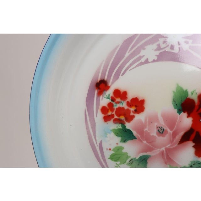 Large Vintage Bumper Harvest Floral / Rose Motif EnamelwareTray For Sale - Image 9 of 13