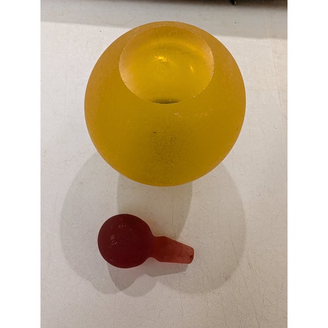 1980s Signed Franco Moretti Vintage Scavo Murano Glass Bottle Yellow /Blue With Red Stopper For Sale - Image 5 of 8