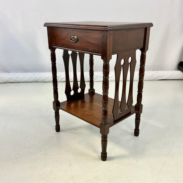 Early 1900s Antique English Traditional Hollywood Regency Victorian Side Table For Sale - Image 12 of 14
