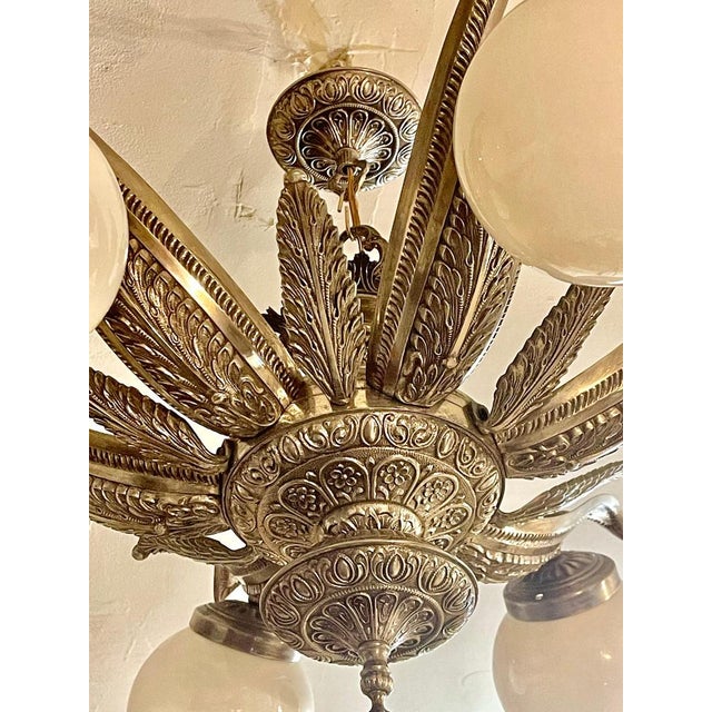 French Art Deco Gilt Silver and Glass Chandelier, 1930s For Sale - Image 4 of 8