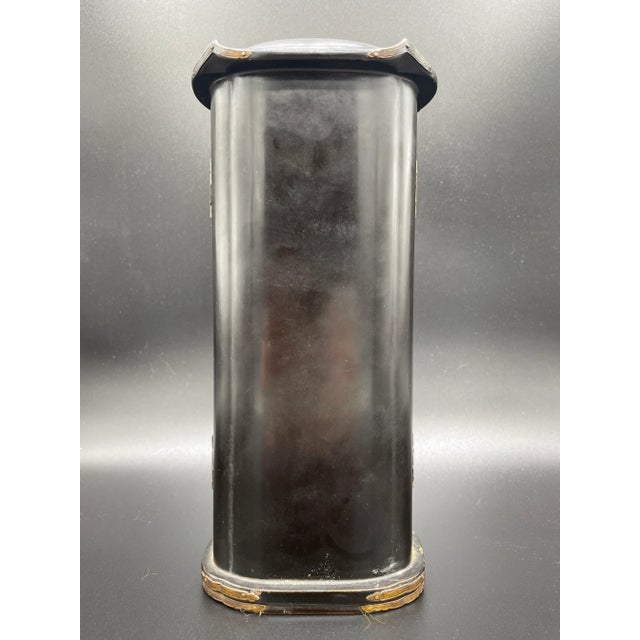 18th Century Japanese Edo Lacquered and Gilt Buddhist Zushi Shrine For Sale - Image 4 of 10