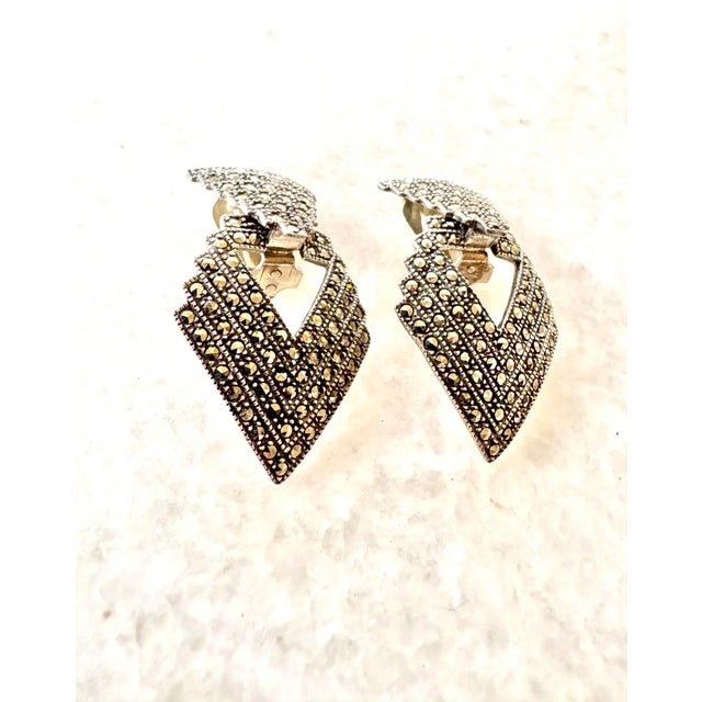 Stunning vintage Art Deco Sterling silver, Marcasite Chevron Gatsby Door knocker Clip on Earrings. Stamped 825.