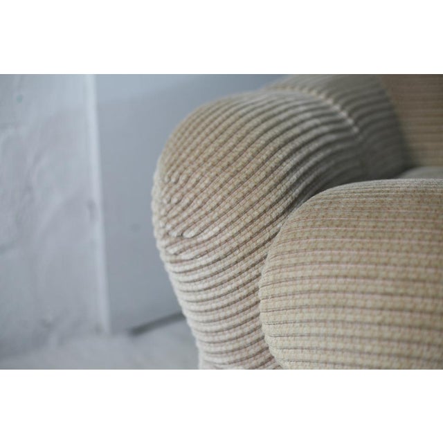 Set of Space Age Armchairs in Beige Ribbed Velvet. France, 1970s For Sale - Image 4 of 18