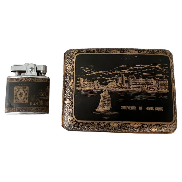Vintage Japanese Golden KOMAI SOUVENIR of HONG KONG Cigarette Case+Lighter Set For Sale - Image 17 of 18