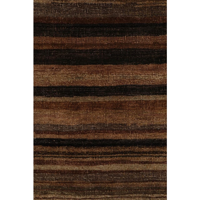 Rug & Kilim’s Modern Rug in Solid Polychromatic Tones For Sale In New York - Image 6 of 7