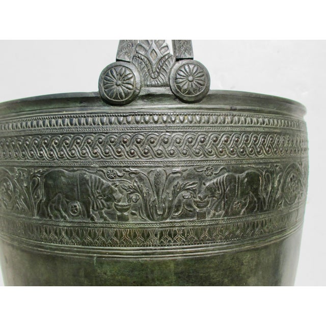 Grand Tour Grand Tour Large Bronze Situla From Pompeii 19th Century For Sale - Image 3 of 17