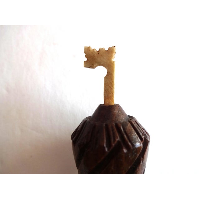 Victorian Antique 19th-Century French Parasol Treen Carved Rosewood Needle Case For Sale - Image 3 of 9