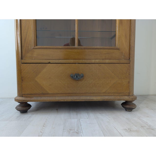 Antique Display Cabinet in Walnut For Sale - Image 10 of 18