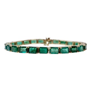 24 Carat Natural Emerald Tennis Bracelet, 14 Karat Yellow Gold, 17.5gm, 7 Inch For Sale