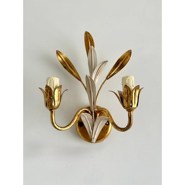 Italian Gilt and White Tôle 2-Light Wall Sconce attributed to Masca, 1970s For Sale - Image 12 of 12