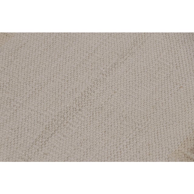 Textile Rug & Kilim’s Scandinavian-Inspired Runner Rug, Minimalist Geometric Patterns For Sale - Image 7 of 8