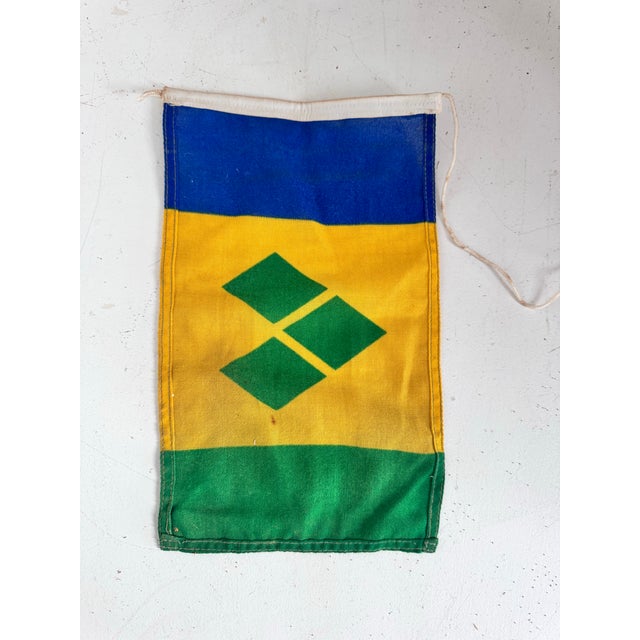 Saint Vincent & the Grenadines Vintage Nautical Burgee Flag For Sale - Image 11 of 11
