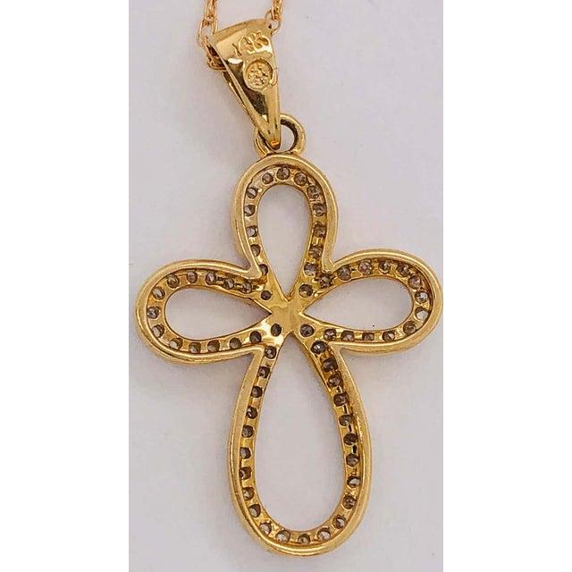 Yellow 14 Karat Yellow Gold Necklace With Diamond Encrusted Pendant 0.25 TDW For Sale - Image 8 of 9