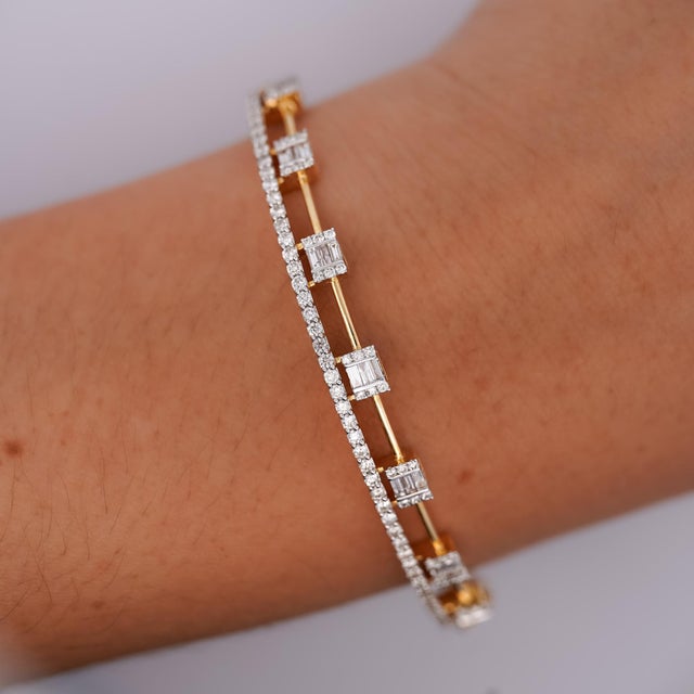 1.32 Carat Diamond Illusion Set 2-Row 14k Gold Bangle Bracelet For Sale - Image 4 of 7