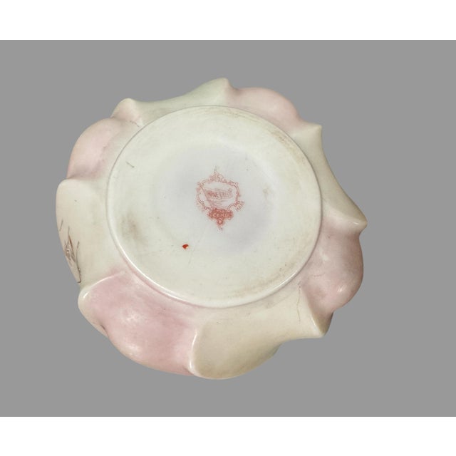 Antique Victorian Signed Wavecrest Floral Decorated Art Glass Dresser Box For Sale - Image 12 of 12