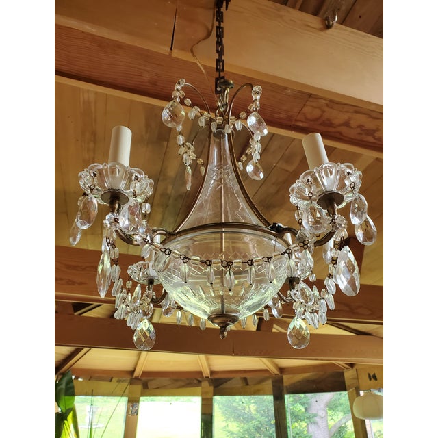 A very rare vintage French crystal ( possibly Baccarat given the brilliant quality) Bagues style petite balloon...