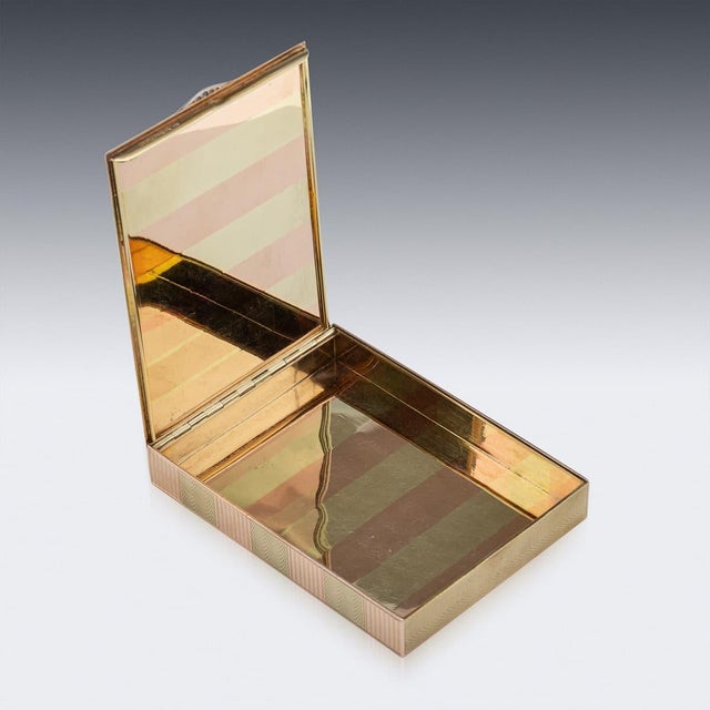 Gold Antique French Bi-Colour 14k Gold Cigarette Case from Charlton & Co., 1920s For Sale - Image 8 of 18