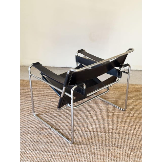 Bauhaus Wassily B3 Lounge Chair attributed to Marcel Breuer for Gavina, 1970s For Sale - Image 3 of 18