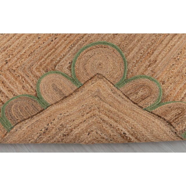 Textile Olive Green Scallop Edge Jute Rug 5x7 Ft. For Sale - Image 7 of 13