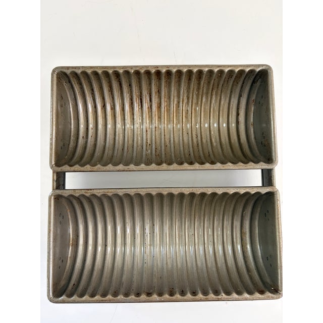 Vintage Commercial Double Loaf Ribbed Bread Pan For Sale - Image 14 of 15