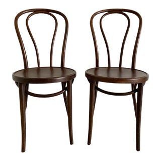 Mid 20th Century Thonet Style Bentwood Dining Bistro Chairs- a Pair For Sale