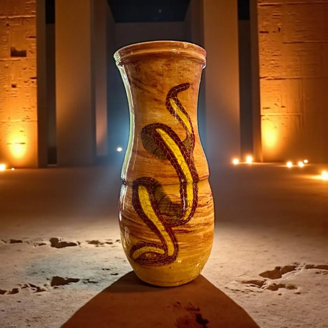 Offered is an original handcrafted pottery vase by African American artist Ben Watford of New Bern, North Carolina. This...