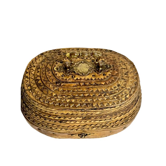 Cabin Antique French Tramp Art Birch Box With Scalloped Edge For Sale - Image 3 of 17