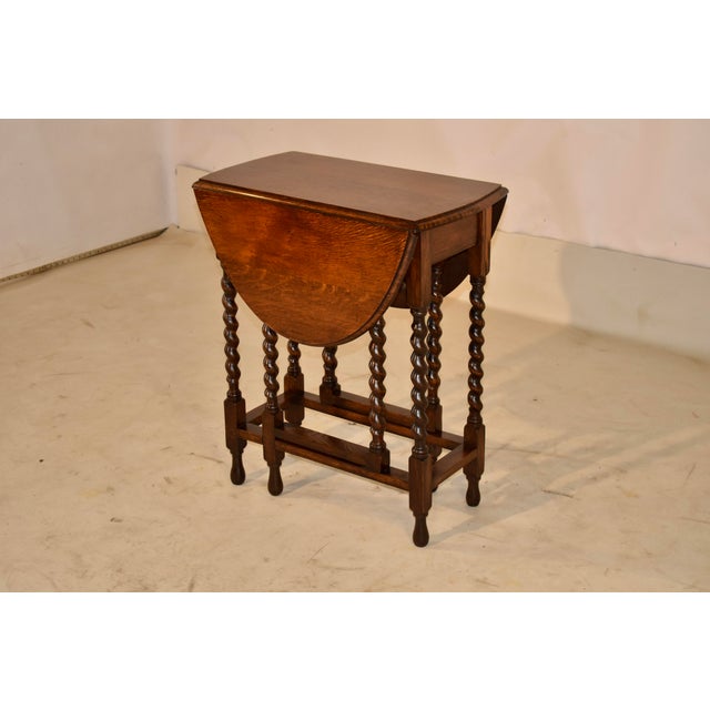 1900 - 1909 Period Edwardian Oak Gateleg Table From England, c.1900 For Sale - Image 5 of 6