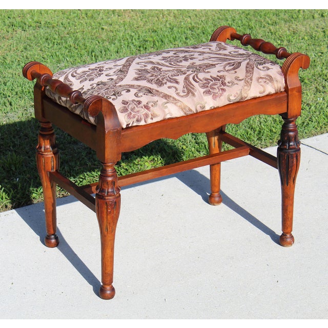 Brown Mid-20th Century Traditional Cherry-Finish Vanity Bench With Pink & Brown Damask Upholstery For Sale - Image 8 of 18