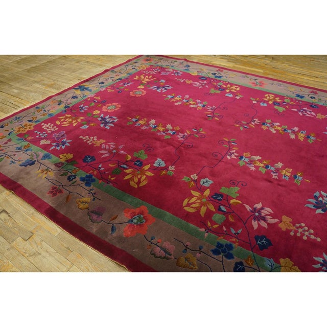 Art Deco 1920s Ruby Red Floral Vase Antique Chinese Art Deco Knotted Wool Rug 9' X 11'9" For Sale - Image 3 of 10