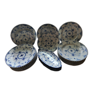 1980’s New Royal Copenhagen Blue Fluted Full Lace Set of 24 Dinner, Soup, Dessert, Pickle Plates & Cigarette Holder