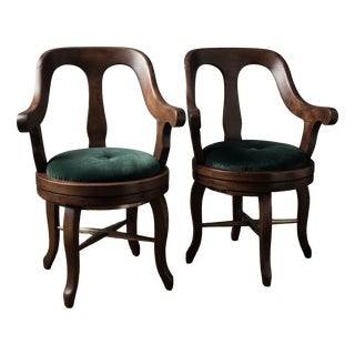 Hungarian Art Deco Swivel Barber Armchairs in Green Velvet with Wooden Frames, 1920s, Set of 2 For Sale