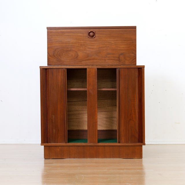 1960s English Teak Liquor Cabinet by Sureline For Sale - Image 10 of 12
