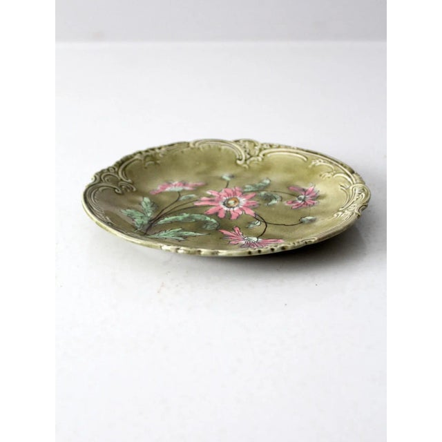 Shabby Chic Antique Ludwig Wessel Imperial-Bonn Majolica Plate For Sale - Image 3 of 9