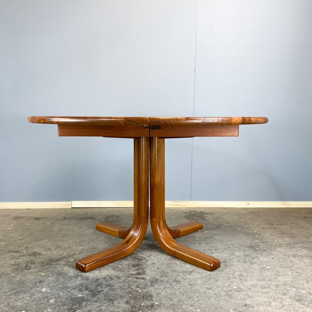 Wood Extendable Dining Table in Teak by Mikael Laursen for A/S Mikael Laursen, 1960s For Sale - Image 7 of 14