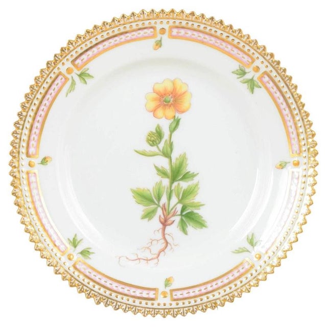 1960s Flora Danica Side Plate in Porcelain from Royal Copenhagen, 1964 For Sale - Image 5 of 5