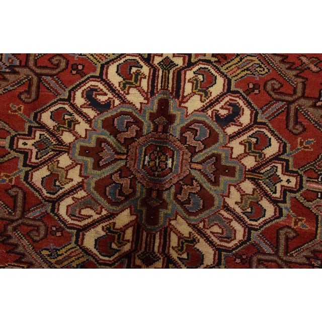 Red Heriz Rug 9’11” X 12’9” Red Wool Vintage Traditional Hand-Knotted Carpet For Sale - Image 8 of 15