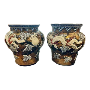Late 19th Century Pair of Japanese Meiji Era Baluster Form Lidless Jars