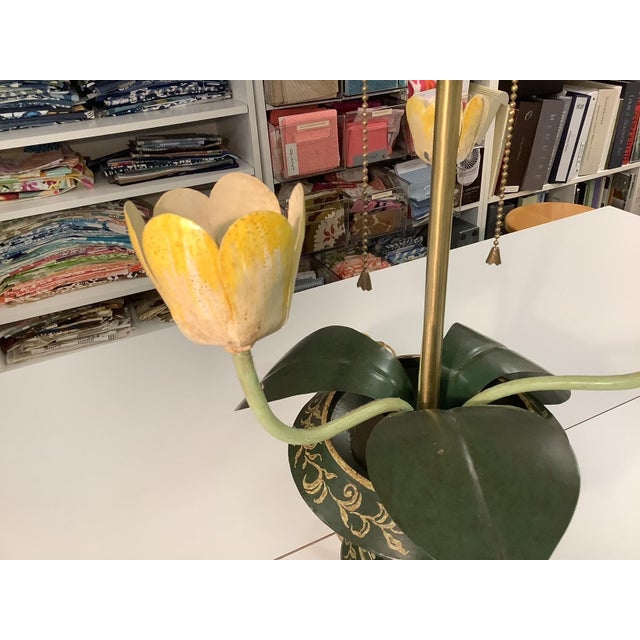 Brunschwig & Fils Vintage Brunschwig & Fils Green Tole Lamp For Sale - Image 4 of 7