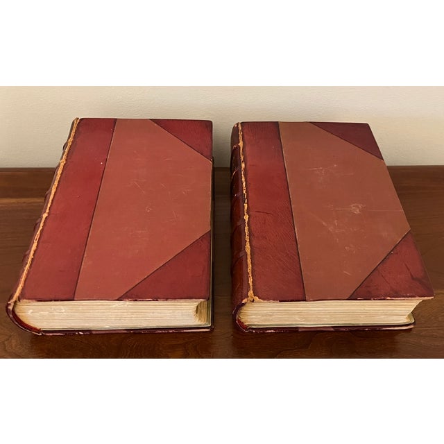 Red Fine Leather Bindings - Charles Dickens Pickwick Papers Lombard Street Edition 1932 - 2 Volumes For Sale - Image 8 of 10