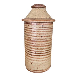 Vintage Hand-Thrown Studio Pottery Lidded Jar With Speckled Glaze and Ribbed Texture. For Sale