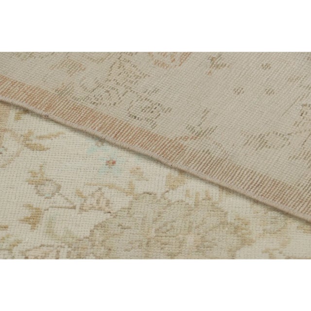 Ivory Vintage Turkish Runner With Floral Rosette & Vine Border - Rug & Kilim For Sale - Image 8 of 9