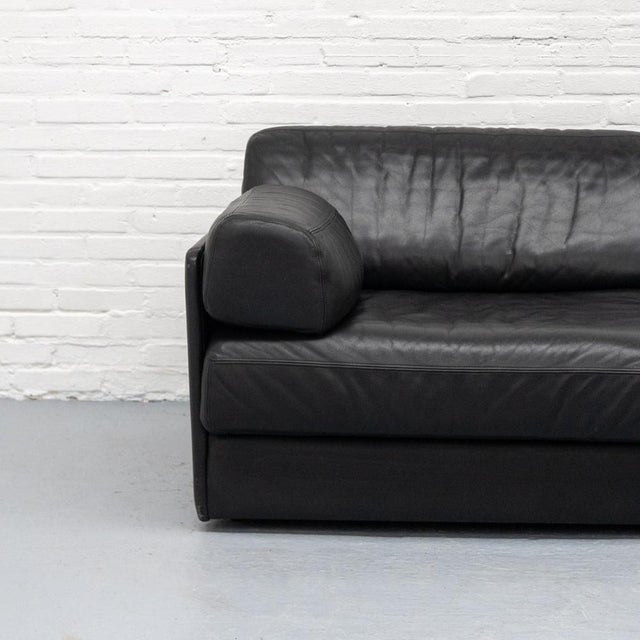 Black DS-76 Two-Seater Sofa from de Sede, 1970s, Set of 2 For Sale - Image 8 of 17
