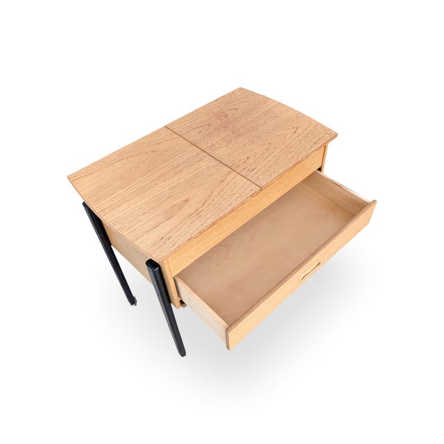 Vintage Side Table in Walnut, 1960s For Sale - Image 6 of 11