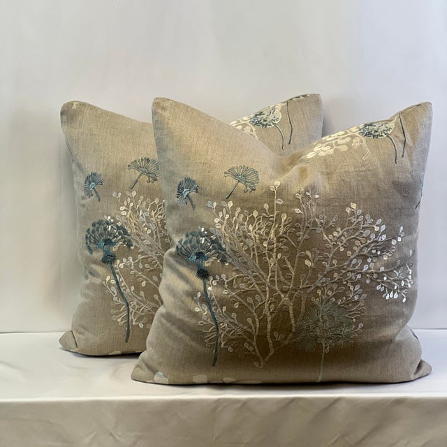 Contemporary Nobilis “Echappe Belle” Embroidered Linen 20” Pillows - A Pair For Sale - Image 3 of 5