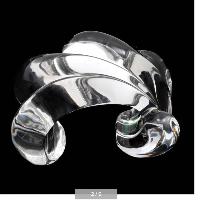 Plastic 1980s Mikal-Jon Bayanihan Modernist Lucite Bracelet For Sale - Image 7 of 8
