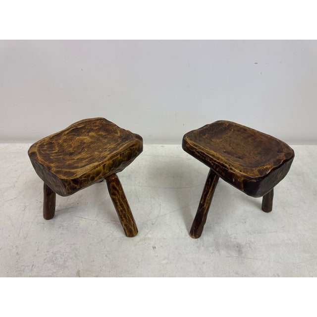 Rustic Brutalist Tripod Stools in Elm, 1960s, Set of 2 For Sale - Image 12 of 17